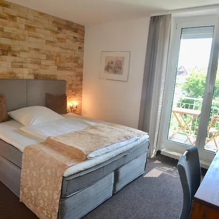 Art - Pizzeria Restaurant מלון