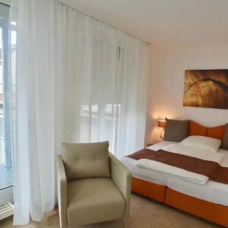 Art - Pizzeria Restaurant ויינגרטן