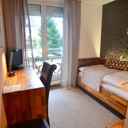 Art - Pizzeria Restaurant מלון