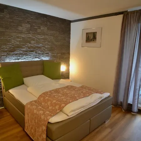 Art - Pizzeria Restaurant 3*