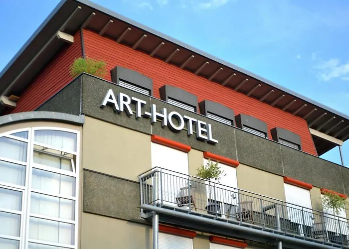 Art - Pizzeria Restaurant Hotell 3*